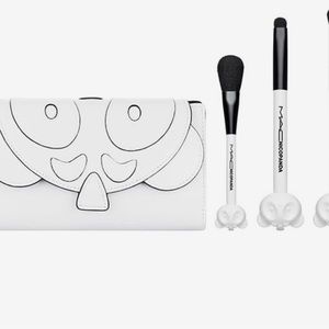 Limited Edition MAC Nicopanda Makeup Bag 3 piece brush set 531SES 536SES 461SES